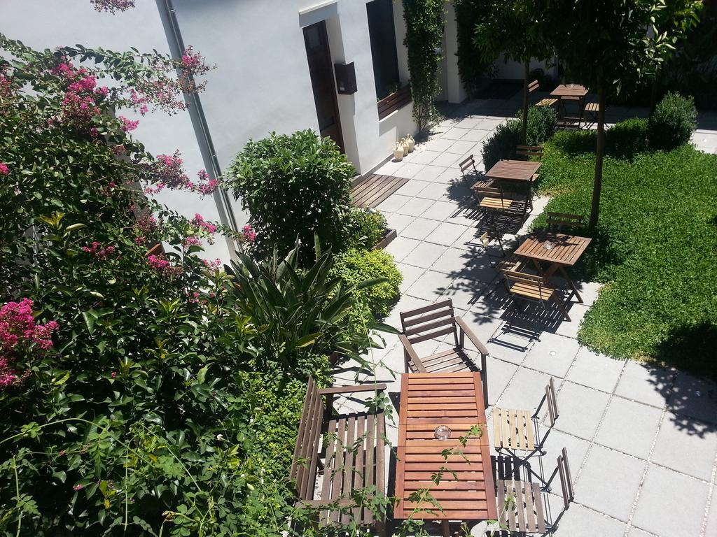 Apartamentos Patio De Viana Apartment *